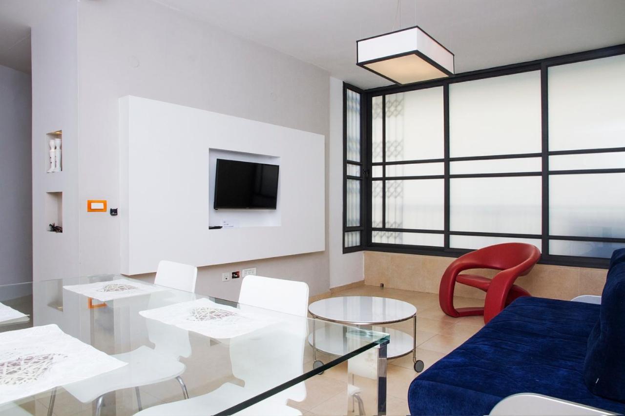 Isramax Tchernikhovski Apartment Bat Yam Eksteriør billede