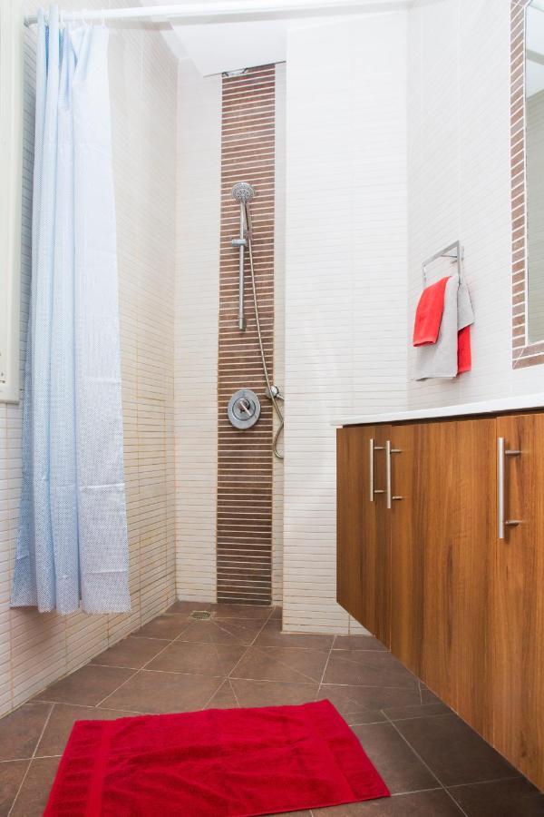 Isramax Tchernikhovski Apartment Bat Yam Eksteriør billede